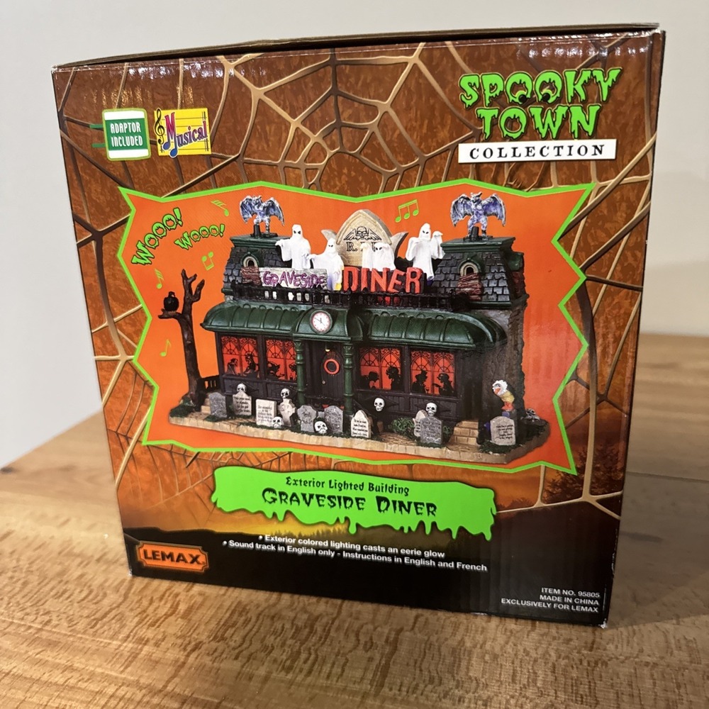 Lemax Spooky Town Graveside Diner # 95805 Halloween Village Retired - Picture 7 of 8
